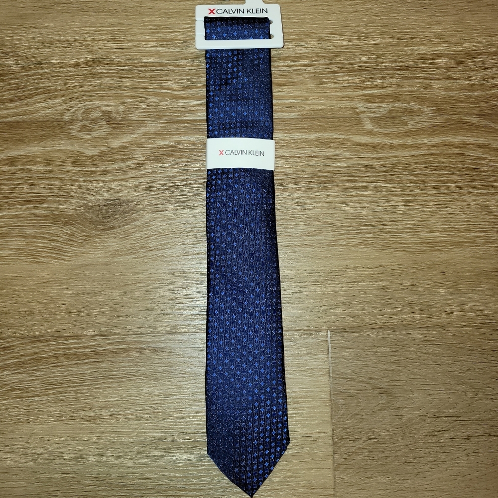Calvin Klein Men's Blue Tie New